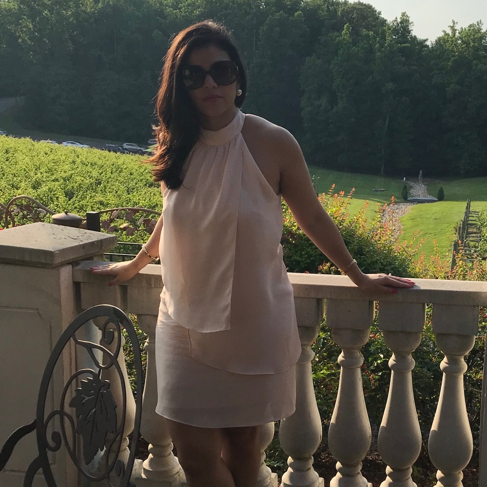 Meet your Posher, Reyna